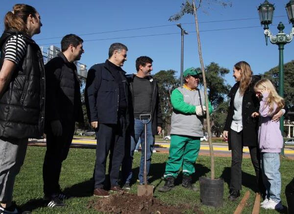 El Gobierno de la Ciudad plantará un 50% más de árboles que el año pasado