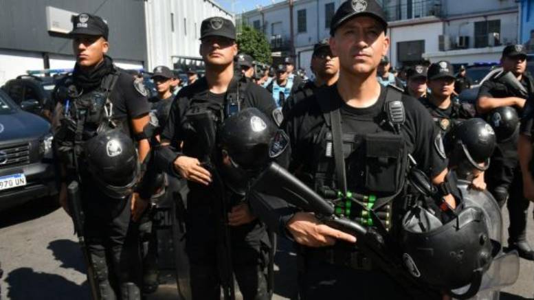 En este momento estás viendo Por un montaje la Policía de la Ciudad montó un operativo