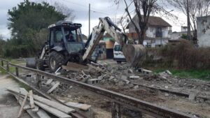 Lee más sobre el artículo El barrio de las vías del ferrocarril Urquiza agregó calles, nuevas edificaciones y locales comerciales