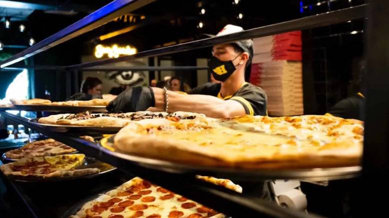 En este momento estás viendo Mañana llega el evento de la Noche de la Pizza y la Empanada