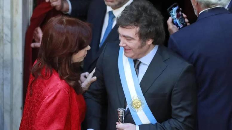 En este momento estás viendo Dirigentes de la Ciudad repudiaron las amenazas del presidente Milei contra la ex mandataria Cristina Kirchner